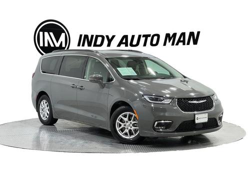 2022 Chrysler Pacifica Touring-L