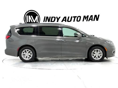 2022 Chrysler Pacifica Touring-L