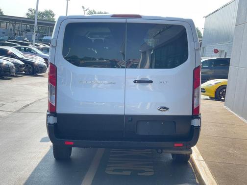 2022 Ford Transit-350 XLT