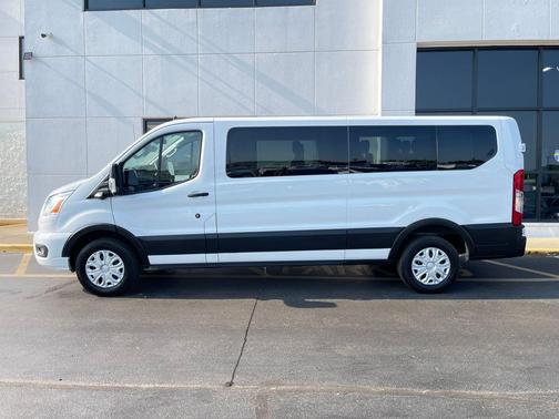 2022 Ford Transit-350 XLT