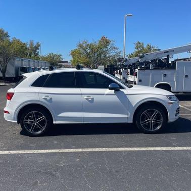 2018 Audi SQ5 3.0T Premium Plus