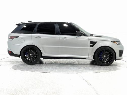 2017 Land Rover Range Rover Sport 5.0L Supercharged SVR