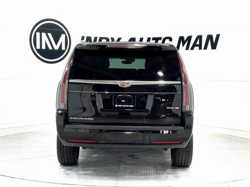 2019 Cadillac Escalade Luxury