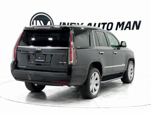 2019 Cadillac Escalade Luxury