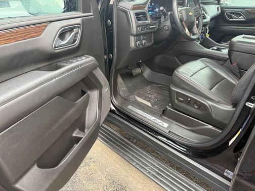 2022 Chevrolet Suburban High Country