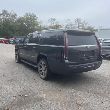 2016 Cadillac Escalade ESV Luxury