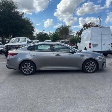 2019 Kia Optima EX