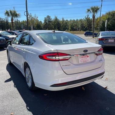 2017 Ford Fusion Hybrid SE