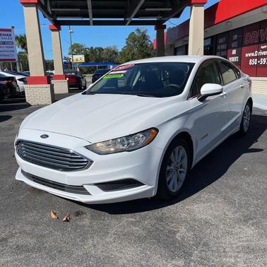 2017 Ford Fusion Hybrid SE