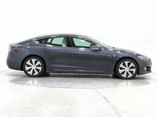 2021 Tesla Model S Long Range