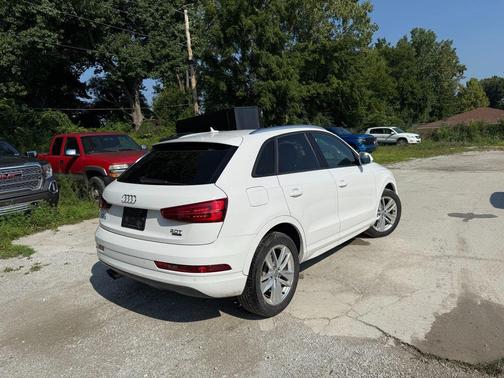 2017 Audi Q3 2.0T Premium