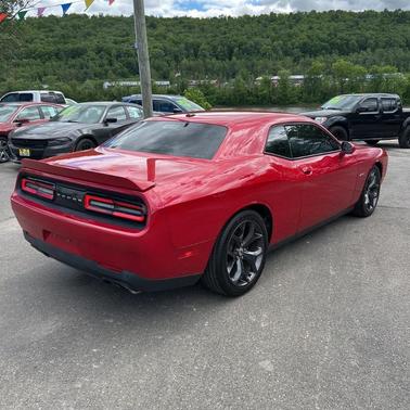 Redline Red Tricoat Pearl 2017 Dodge Challenger R/T