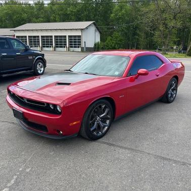Redline Red Tricoat Pearl 2017 Dodge Challenger R/T