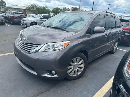 2016 Toyota Sienna XLE Premium