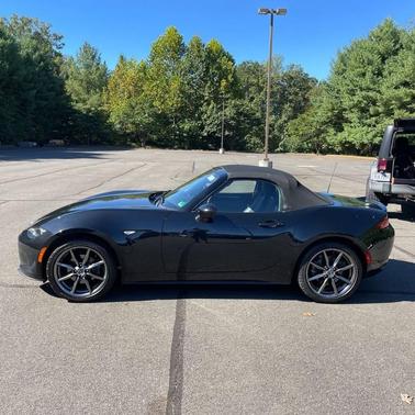 2017 Mazda MX-5 Miata Grand Touring