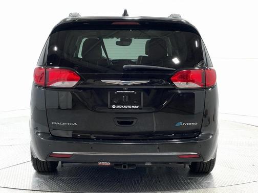 2018 Chrysler Pacifica Hybrid Limited