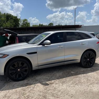 2017 Jaguar F-PACE S