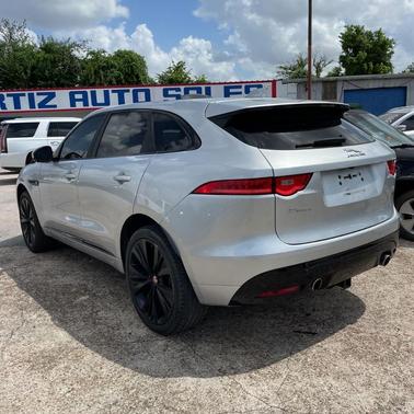 2017 Jaguar F-PACE S
