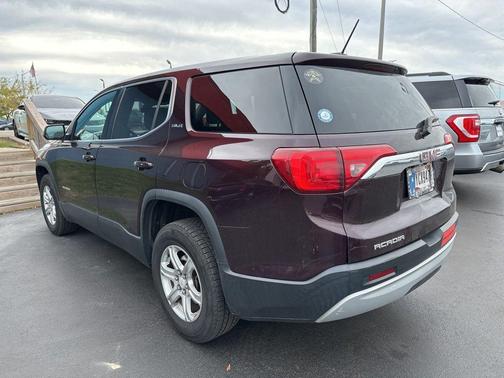 2017 GMC Acadia SLE-1
