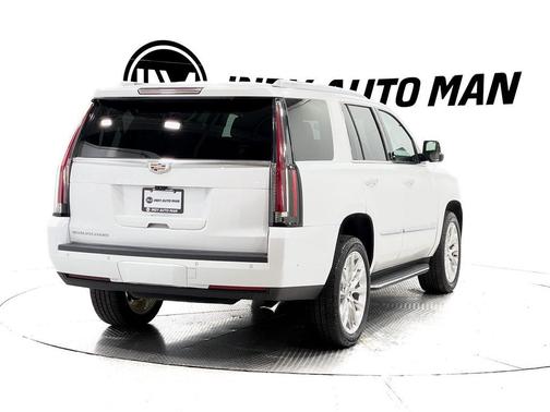 2020 Cadillac Escalade Luxury