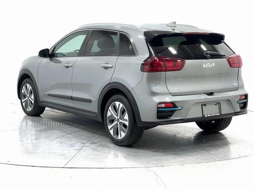 2022 Kia Niro EV S