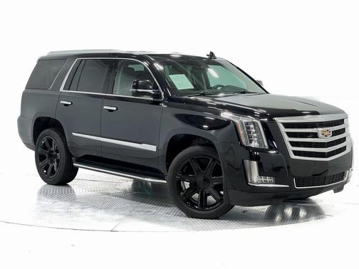 2017 Cadillac Escalade Luxury