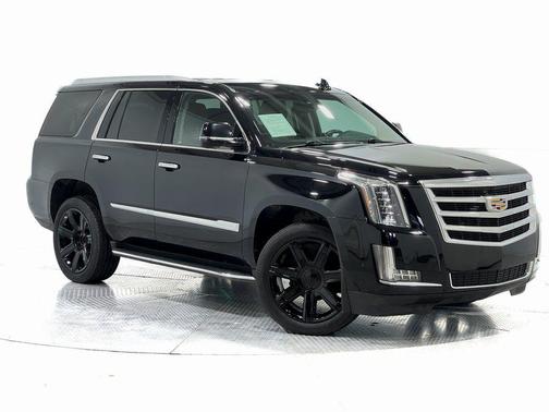 2017 Cadillac Escalade Luxury