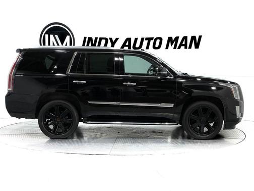 2017 Cadillac Escalade Luxury