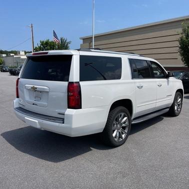 Iridescent Pearl Tricoat 2018 Chevrolet Suburban Premier
