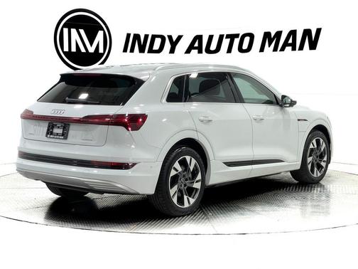 2021 Audi e-tron Prestige