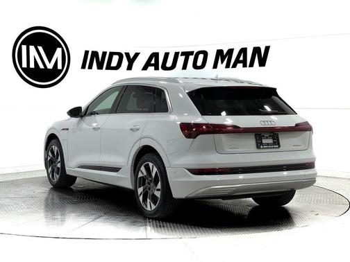 2021 Audi e-tron Prestige