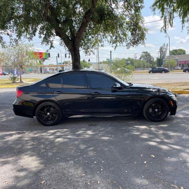 2018 BMW 330 i