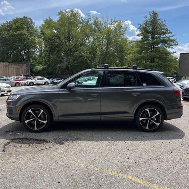 2019 Audi Q7 55 Prestige