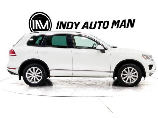 2016 Volkswagen Touareg VR6