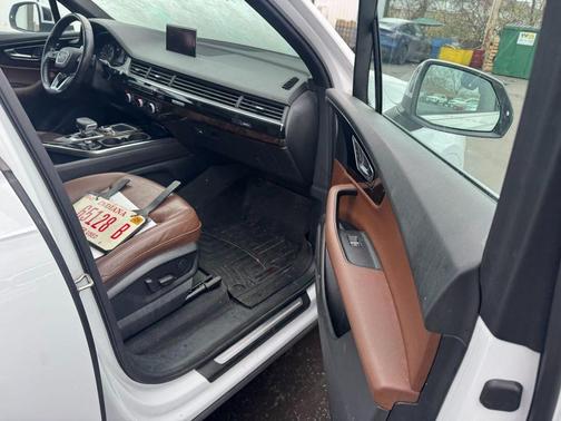 2017 Audi Q7 3.0T Premium Plus