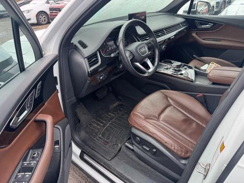 2017 Audi Q7 3.0T Premium Plus
