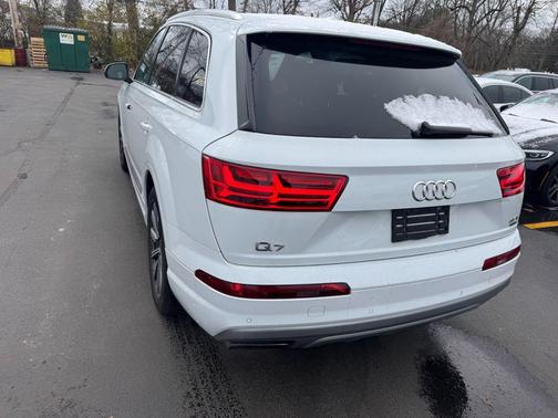 2017 Audi Q7 3.0T Premium Plus