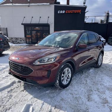 2021 Ford Escape SE