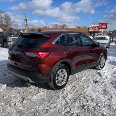2021 Ford Escape SE