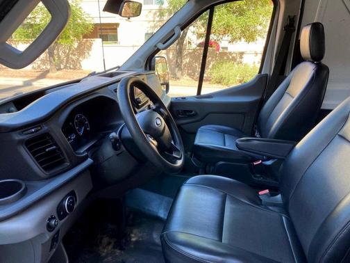 2021 Ford Transit-250 Base