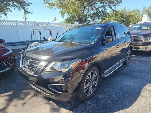 2018 Nissan Pathfinder Platinum