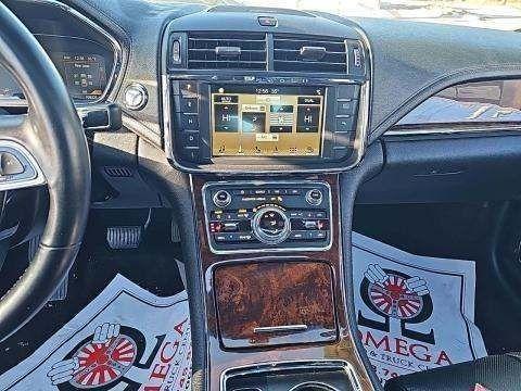 2018 Lincoln Continental Select