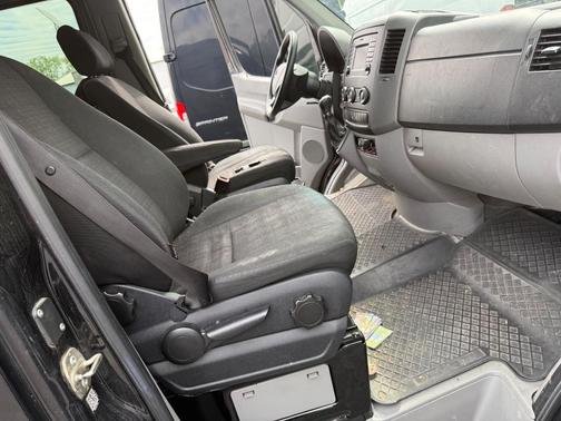 Jet Black 2016 Mercedes-Benz Sprinter 2500 Normal Roof