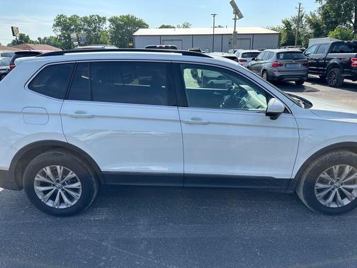 2018 Volkswagen Tiguan 2.0T SE