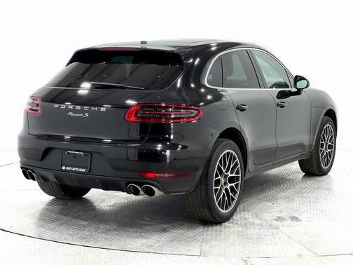 2017 Porsche Macan S