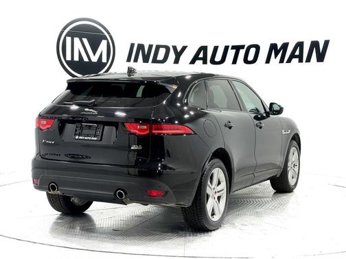 2017 Jaguar F-PACE 35t R-Sport