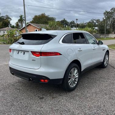 2017 Jaguar F-PACE 35t Prestige