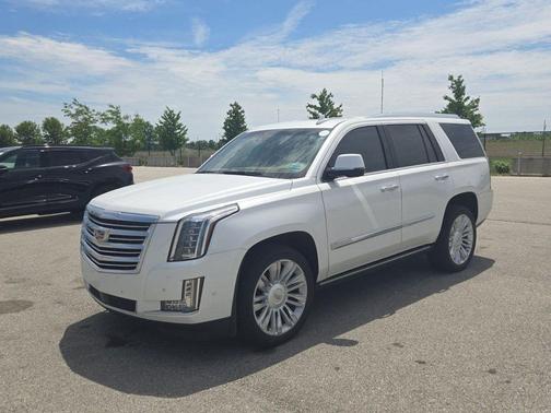 2017 Cadillac Escalade Platinum