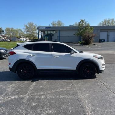 2017 Hyundai TUCSON Night