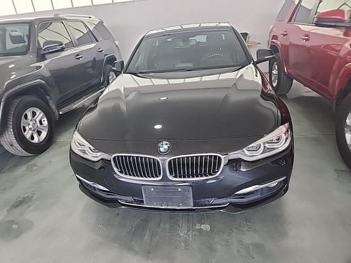 2018 BMW 330 i